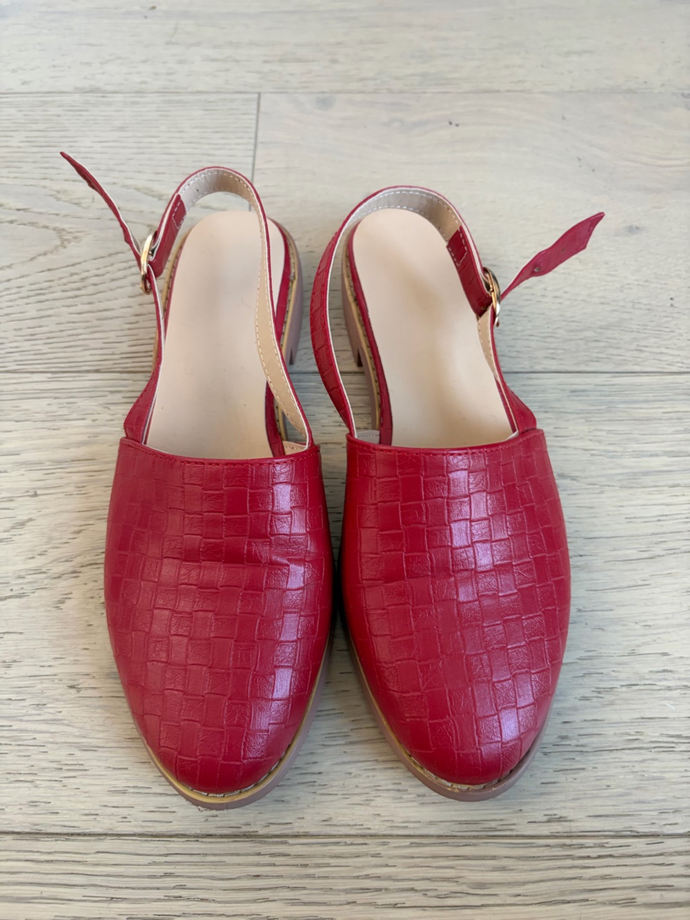 Red Textured Slingback Flats - Women's Stylish Slip-Ons